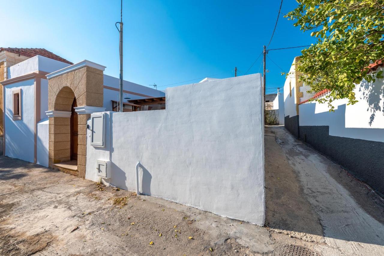 Casa Aestas Lakhania Exterior foto