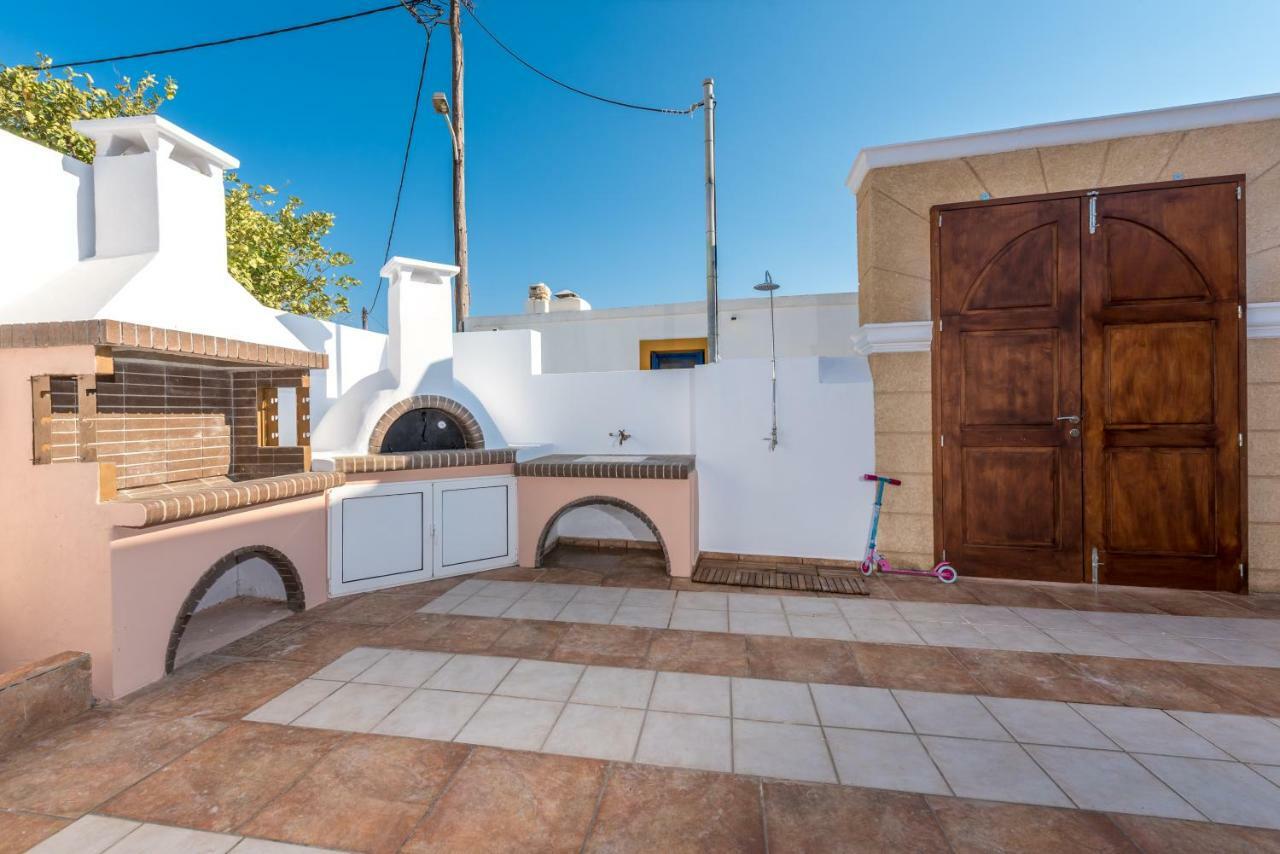 Casa Aestas Lakhania Exterior foto